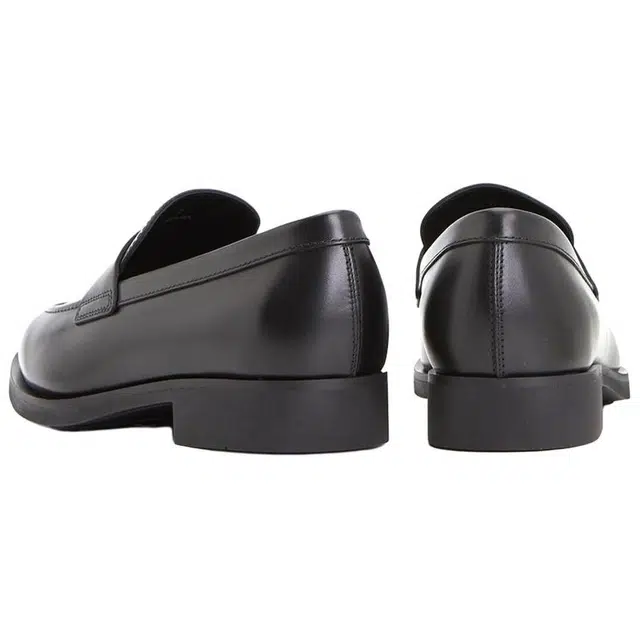 TOD'S