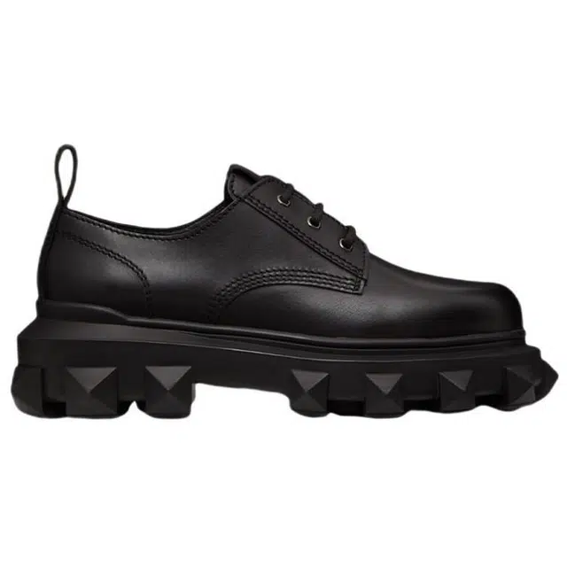Valentino Trackstud