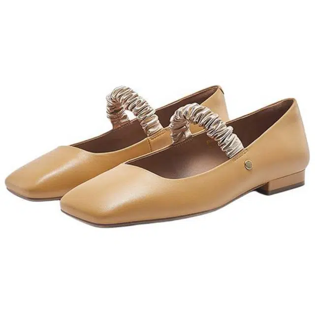 NINE WEST