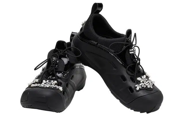 SIMONE ROCHA x Crocs Quick Trail