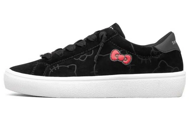 Hello Kitty x Skechers goldie 2.0