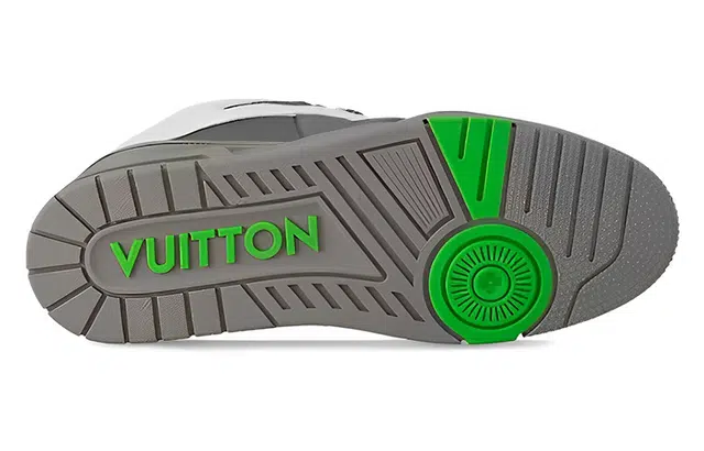LOUIS VUITTON LV