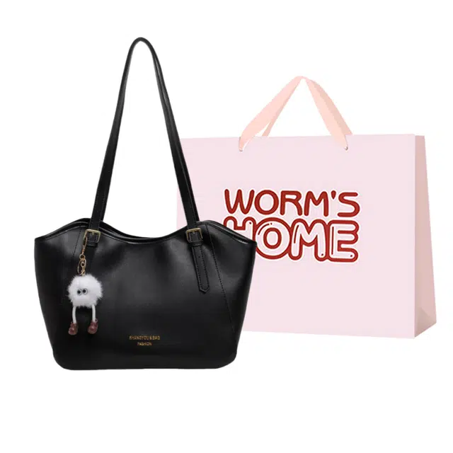 WORM'S HOME PU