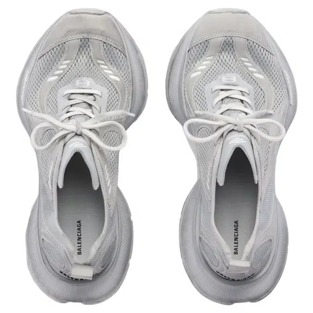 Balenciaga Circuit