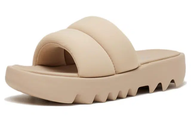 Cardi B x Reebok Slide Modern Beig