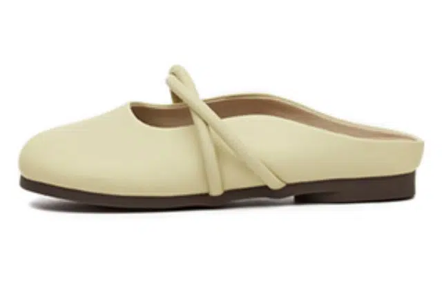DAPHNE PU