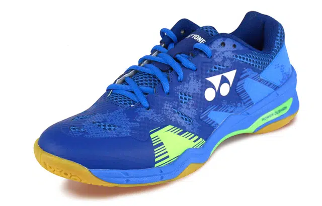 YONEX