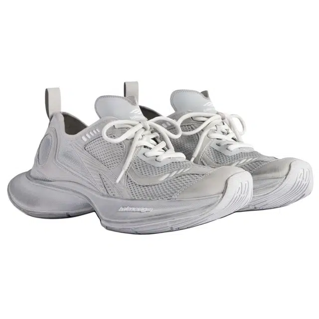 Balenciaga Circuit