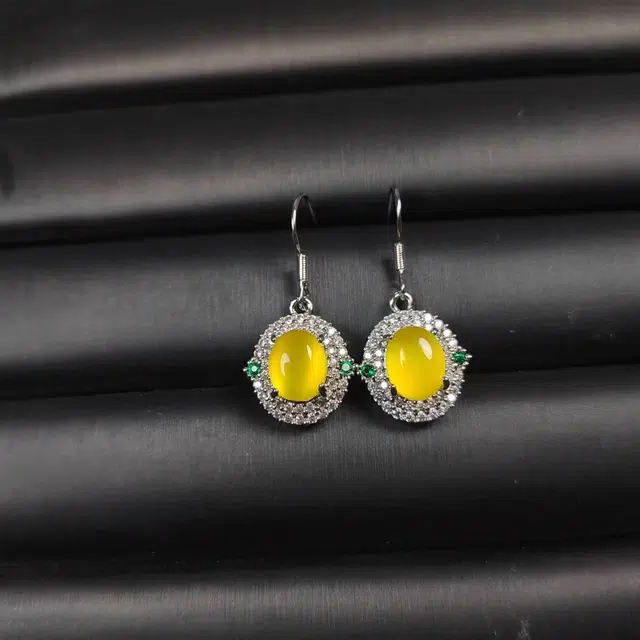 识恩 简约精致轻奢复古国风气质优雅小众清冷高级感温婉细腻 玉髓 耳环 女款