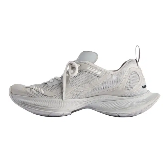 Balenciaga Circuit