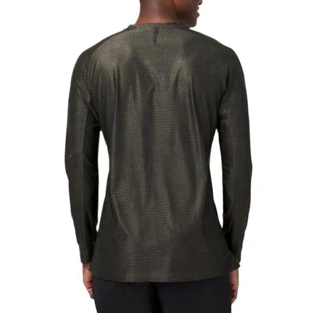 lululemon Licence to Train T
