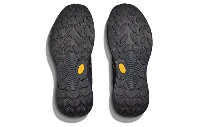 HOKA ONE ONE