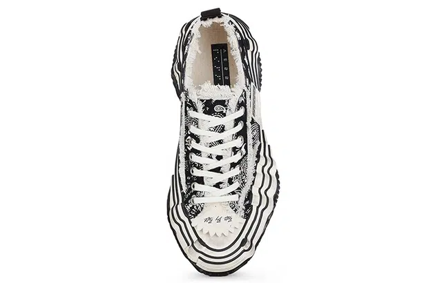 xVESSEL G.O.P. Lows Paisley Distortion