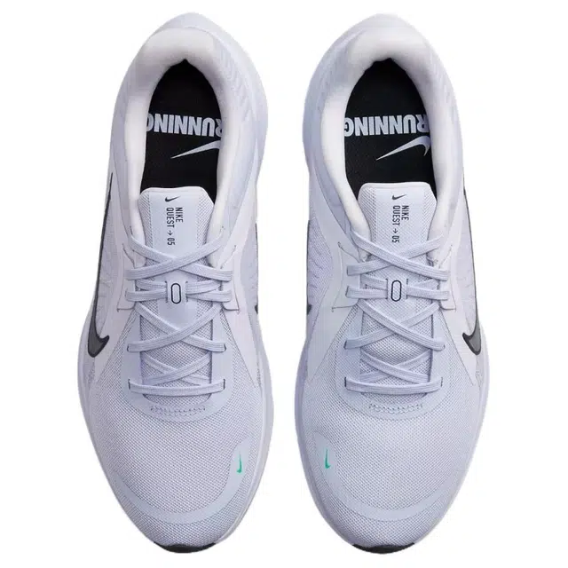 Nike Quest 5