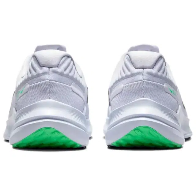 Nike Quest 5