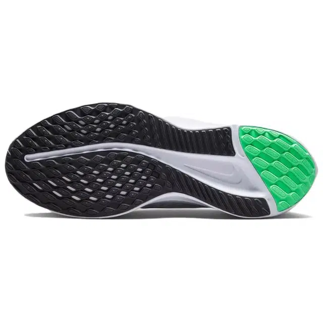 Nike Quest 5