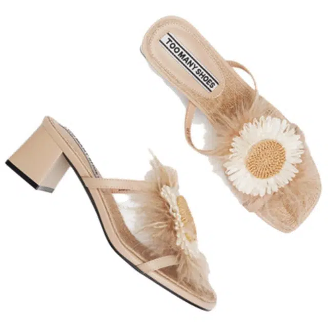 TOOMANYSHOES