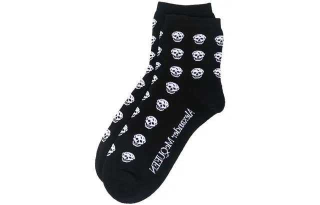 Alexander McQueen FW22 1