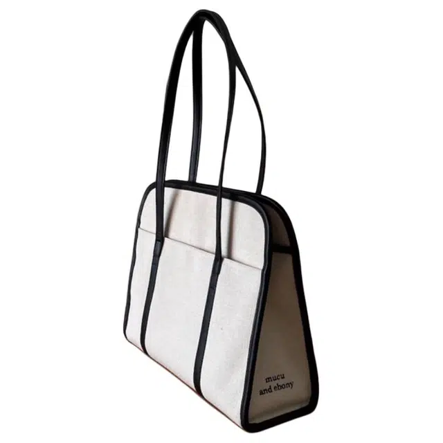 MUCU AND EBONY Tote