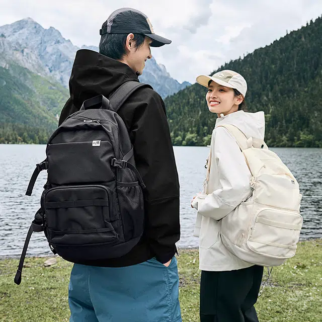 特步 小巢 潮流个性百搭 织物 双肩包 男女同款情侣款 黑色
