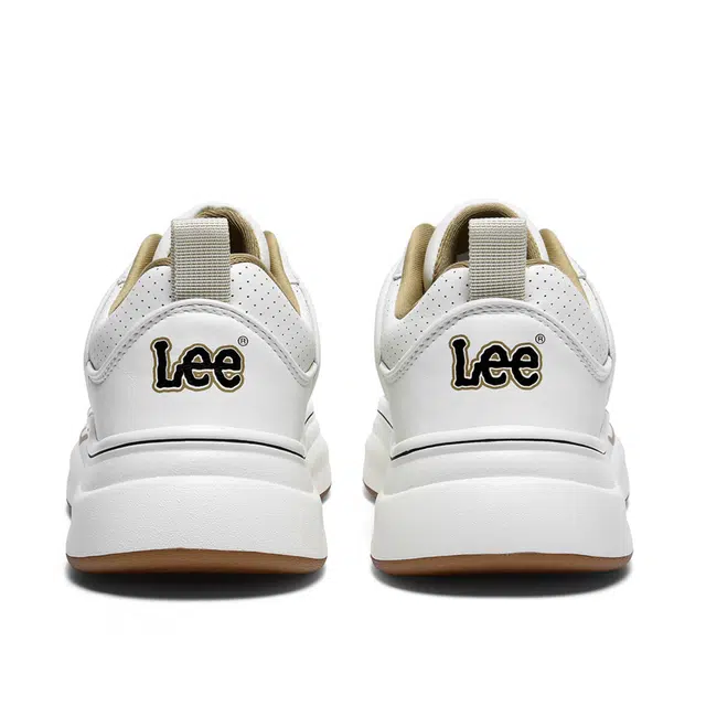 Lee