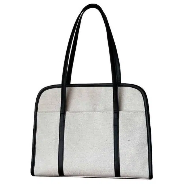 MUCU AND EBONY Tote