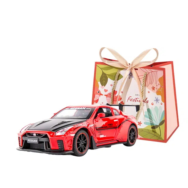 TY MODELS GTR R35