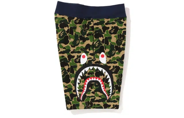 A BATHING APE Bape Shark Print Shorts