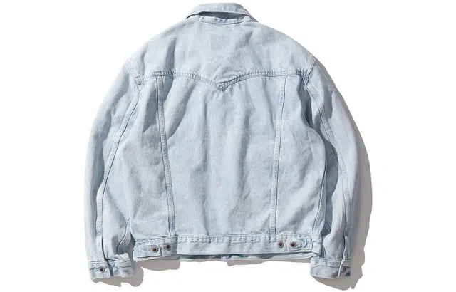 Levis