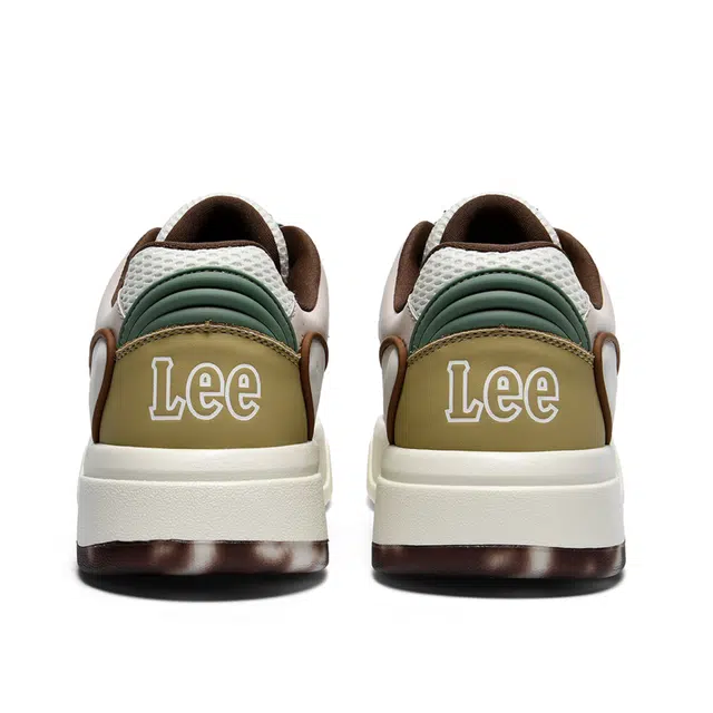 Lee