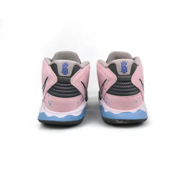 Nike Kyrie 8 infinity