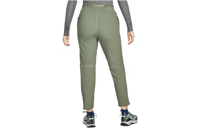 Nike ACG "Ease" Trail