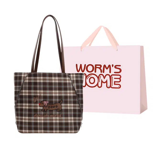 WORM'S HOME ins PU
