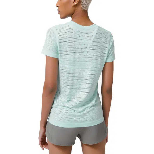 lululemon BreezeBy T