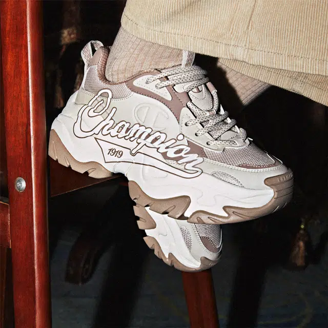 Champion Retro Sports