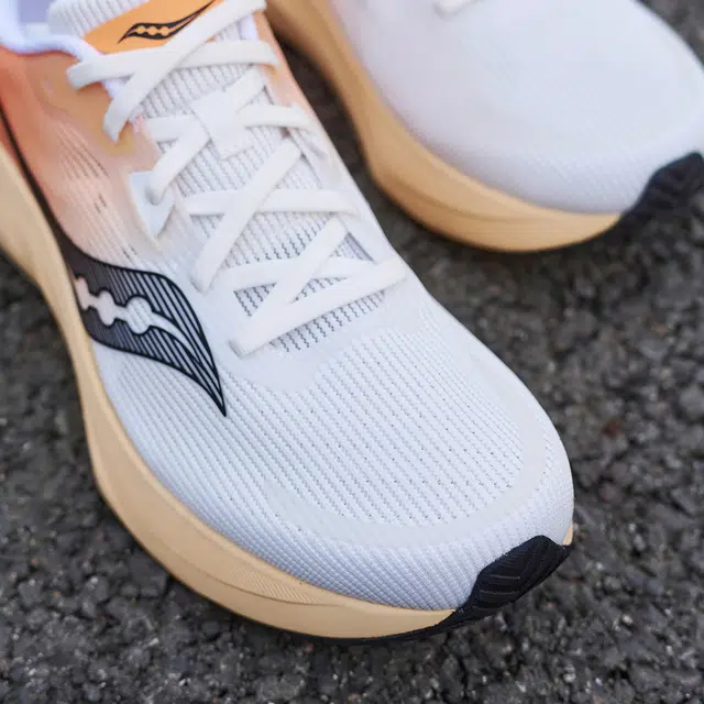 Saucony TIDE 2