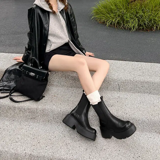 AIQINISHA 8