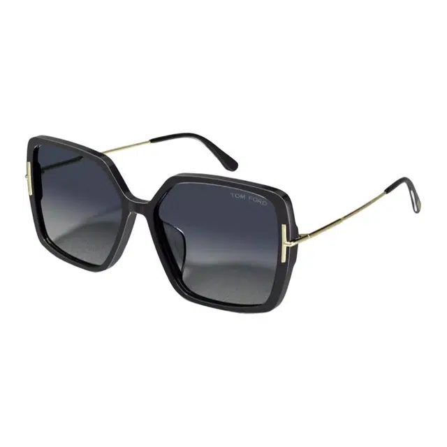 TOM FORD