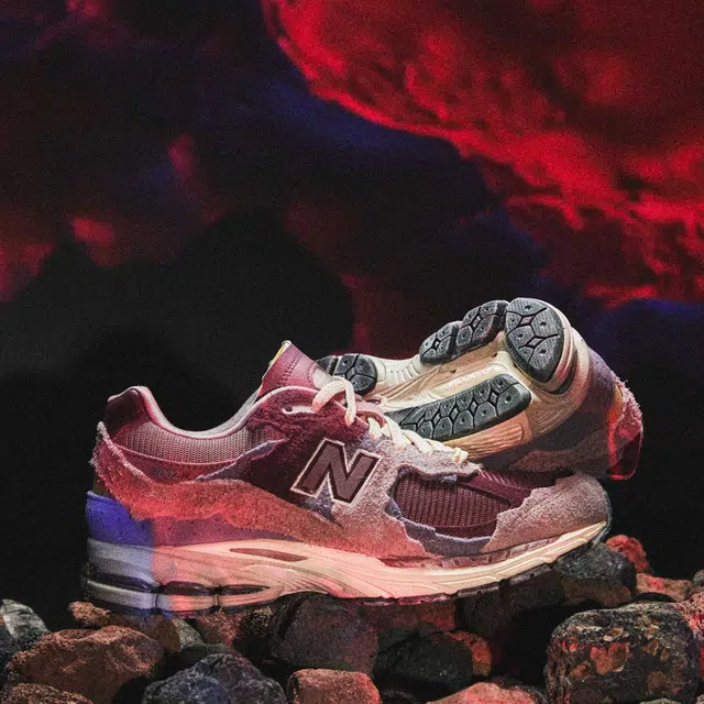 New Balance NB 2002R "refined future"