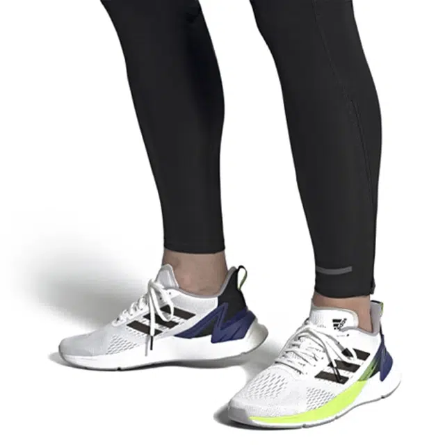 adidas Response Super