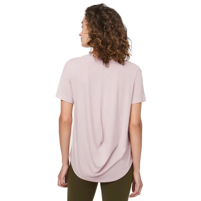 lululemon Fall in Place T