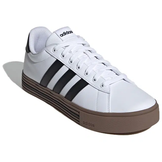 adidas DAILY 4.0