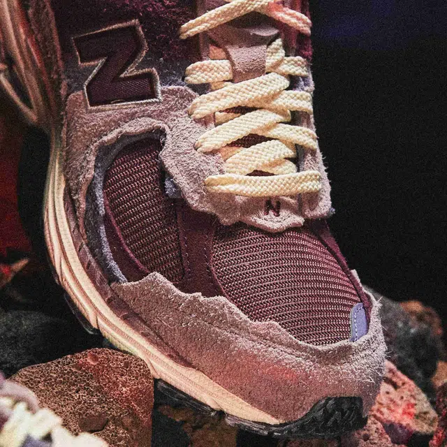 New Balance NB 2002R "refined future"