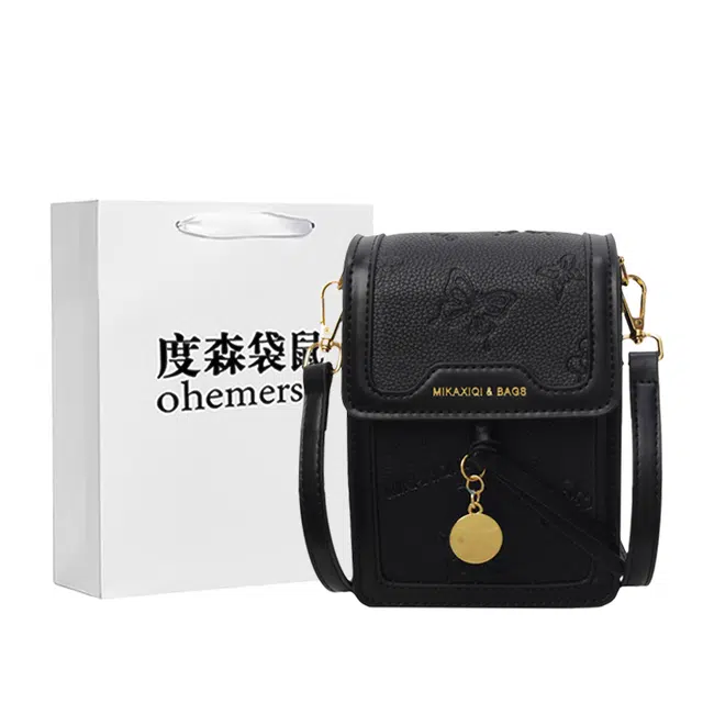 Dusun Kangaroo Crossbody Bag