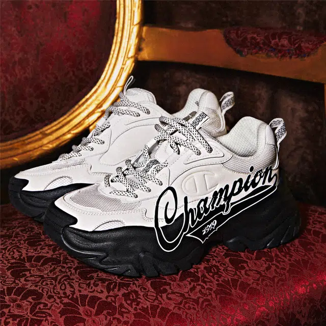 Champion Retro Sports