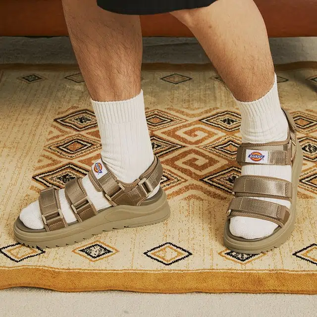 Dickies