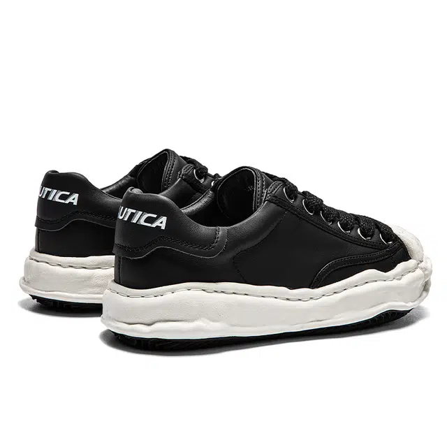 NAUTICA
