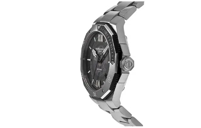 Baume Mercier 300 M0A10717