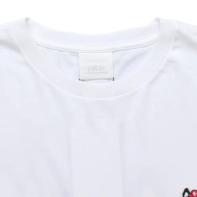 MLB T