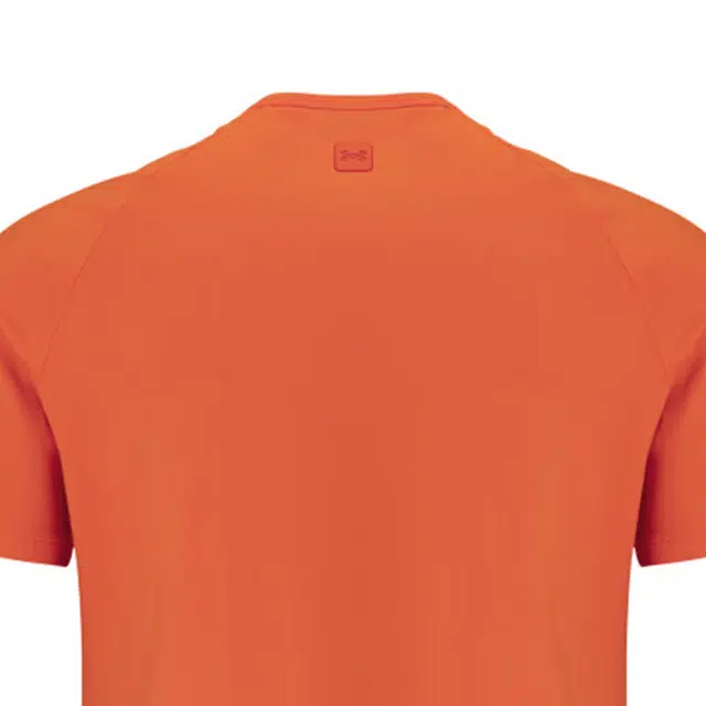 Under Armour T